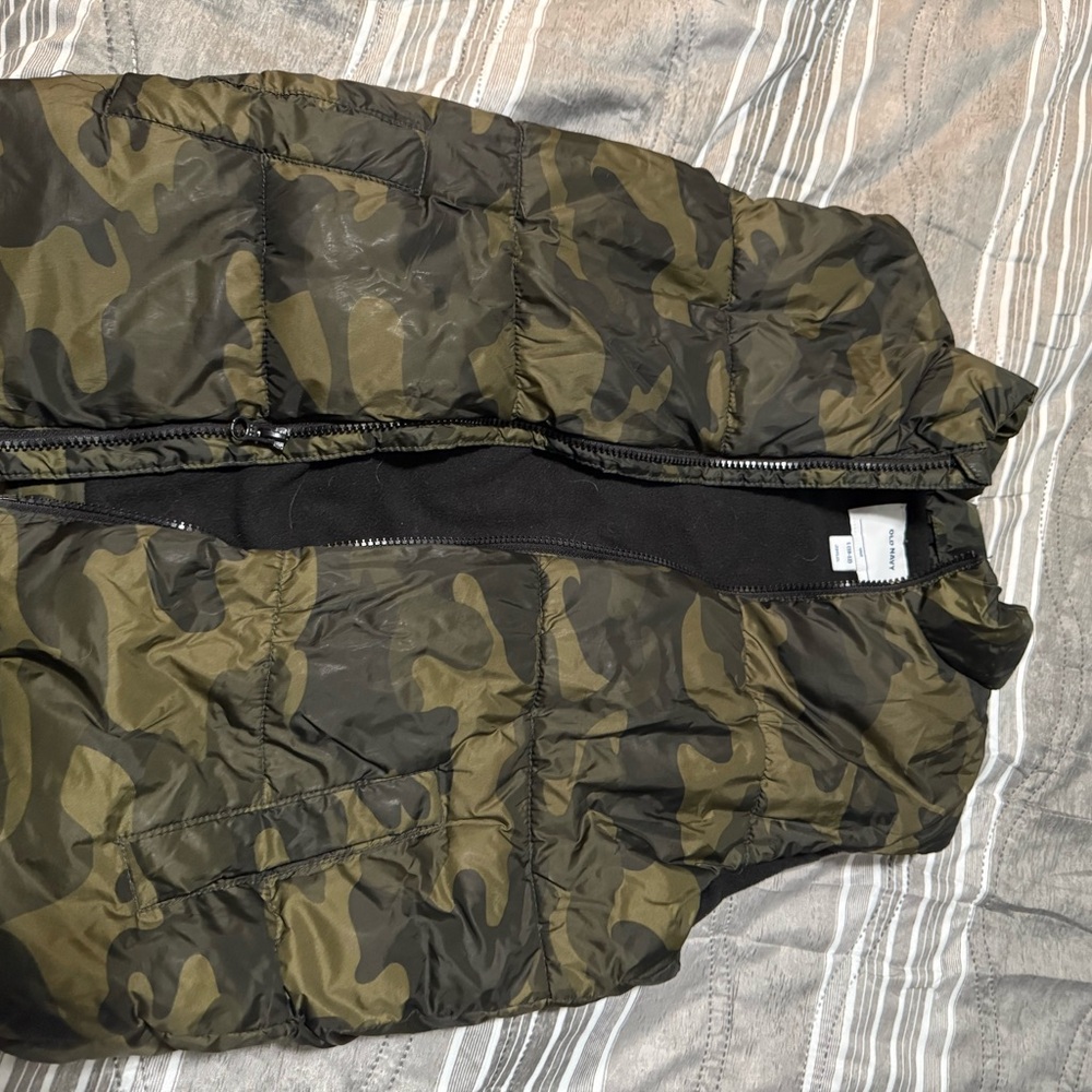 Camouflage Puffer Vest